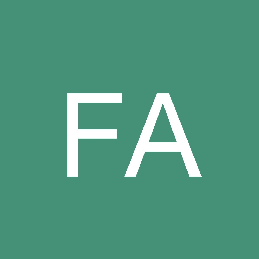 Meet your Posher, Fia